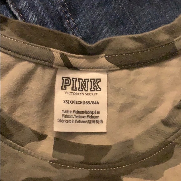 Outfit - Picture 4 of 4